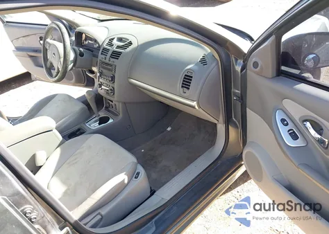 2005 Chevrolet Malibu Maxx Lt из США, поврежденный, VIN 1G1ZU64825F140353